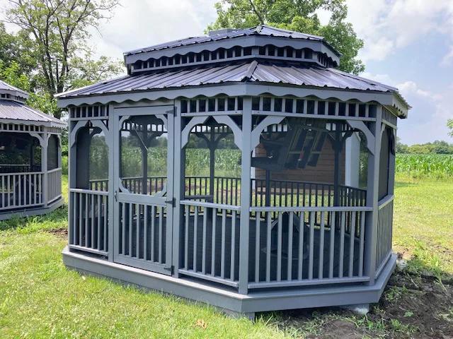 12Ă—16 Gazebo at the Carleton location