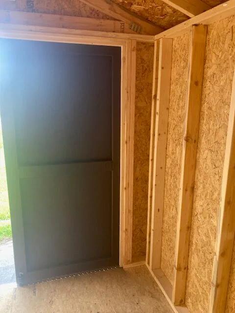 8×10 Utility Shed at the Carleton location