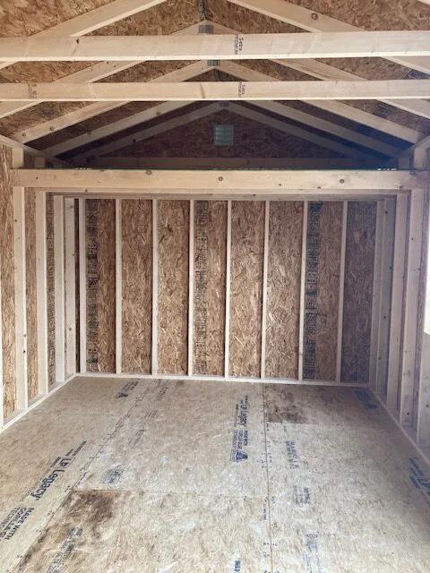 12×20 Garage at the Carleton location