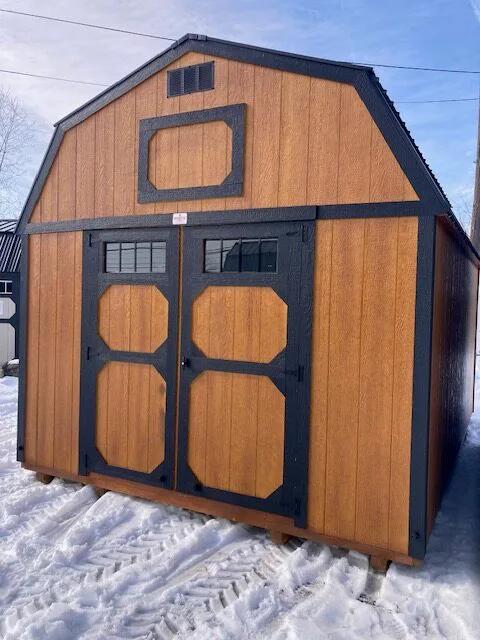 12×16 Lofted Barn at the Carleton location