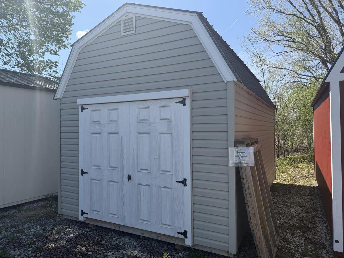 10×16 Lofted Barn at the Carleton location