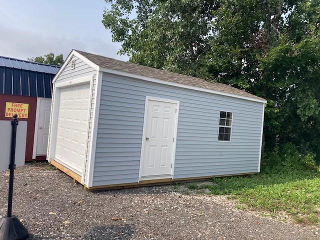 12Ă—20 Garage at the Carleton location