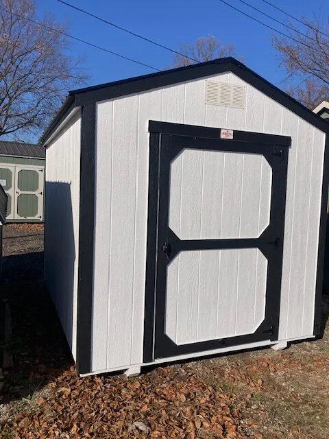 8×10 Utility Shed at the Carleton location