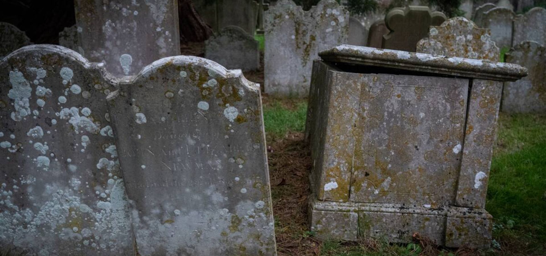 Piedras en las tumbas