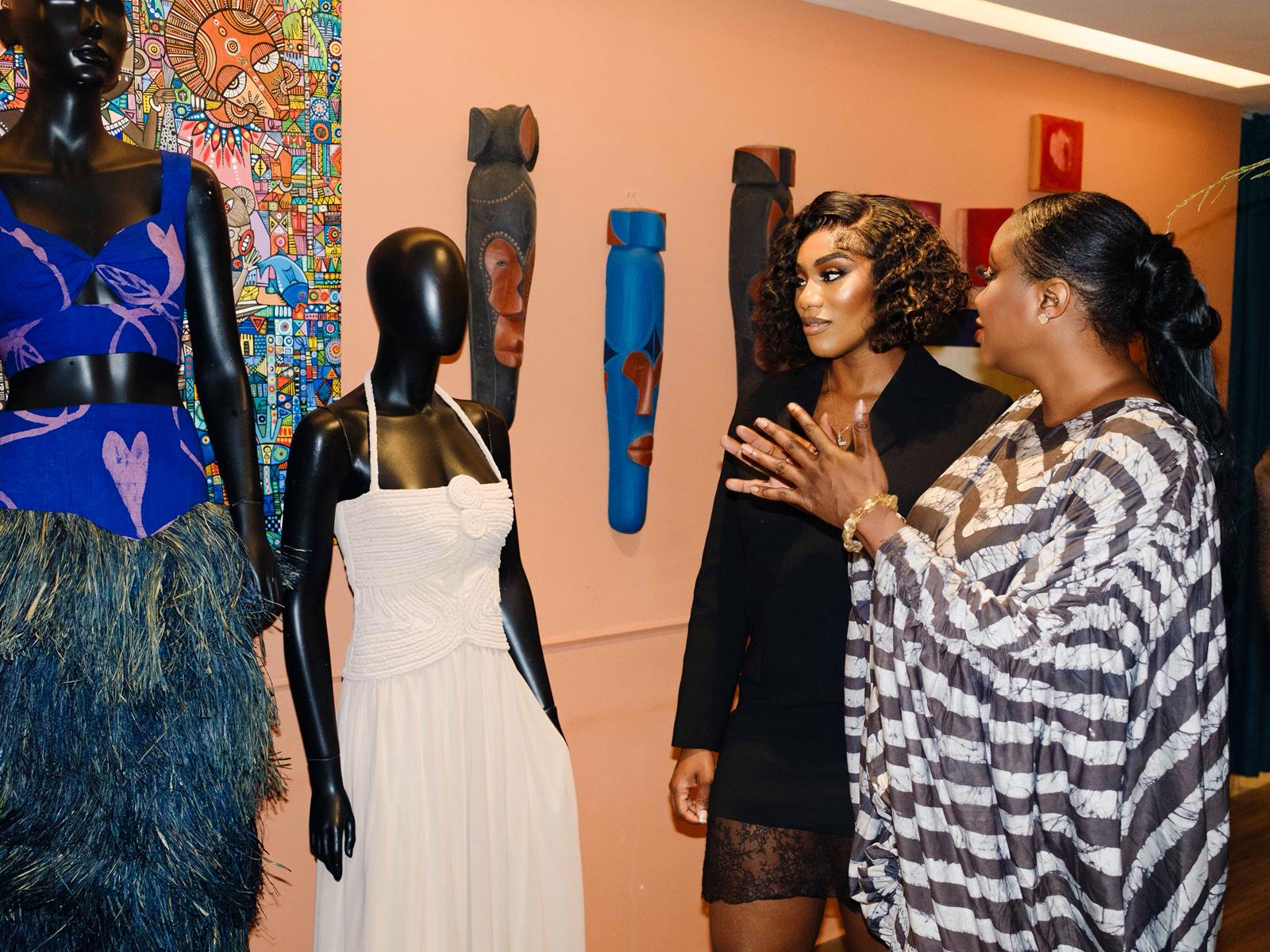 IyeOgé gallery 3