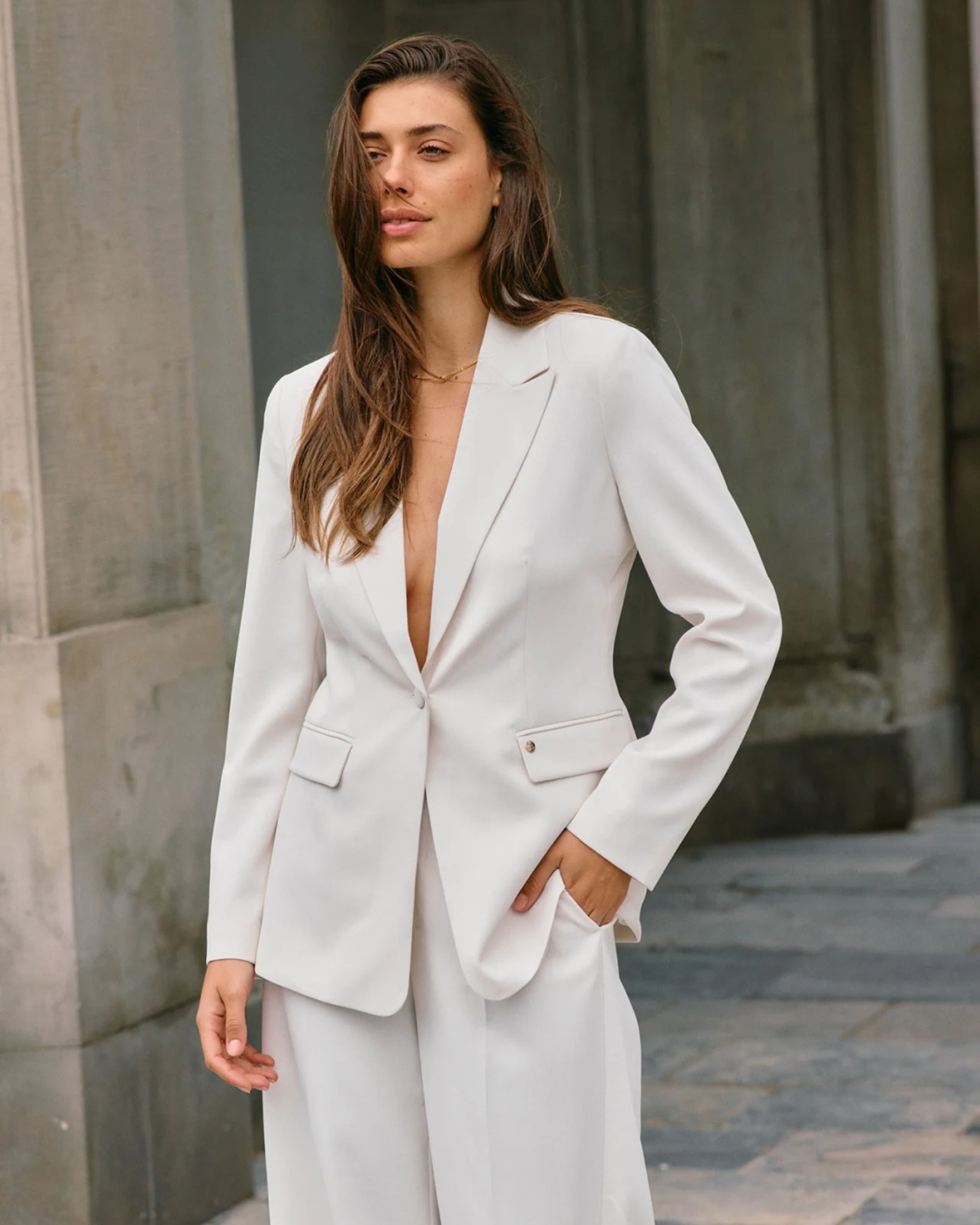 Model wearing Mos Mosh suit