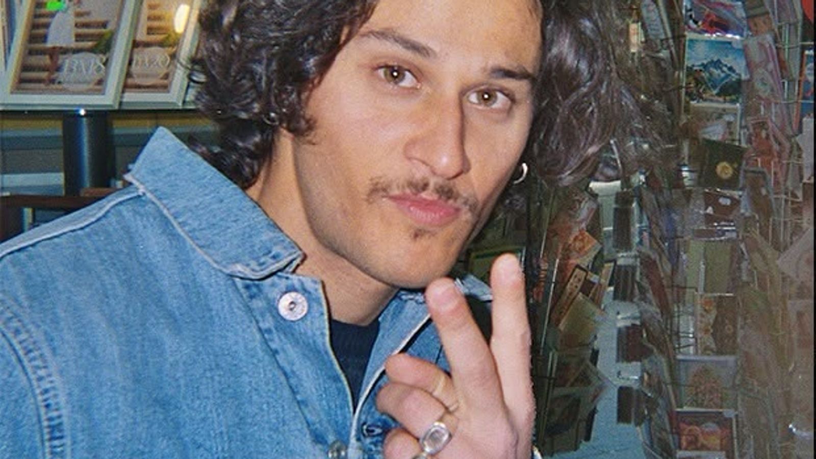 Aviv C