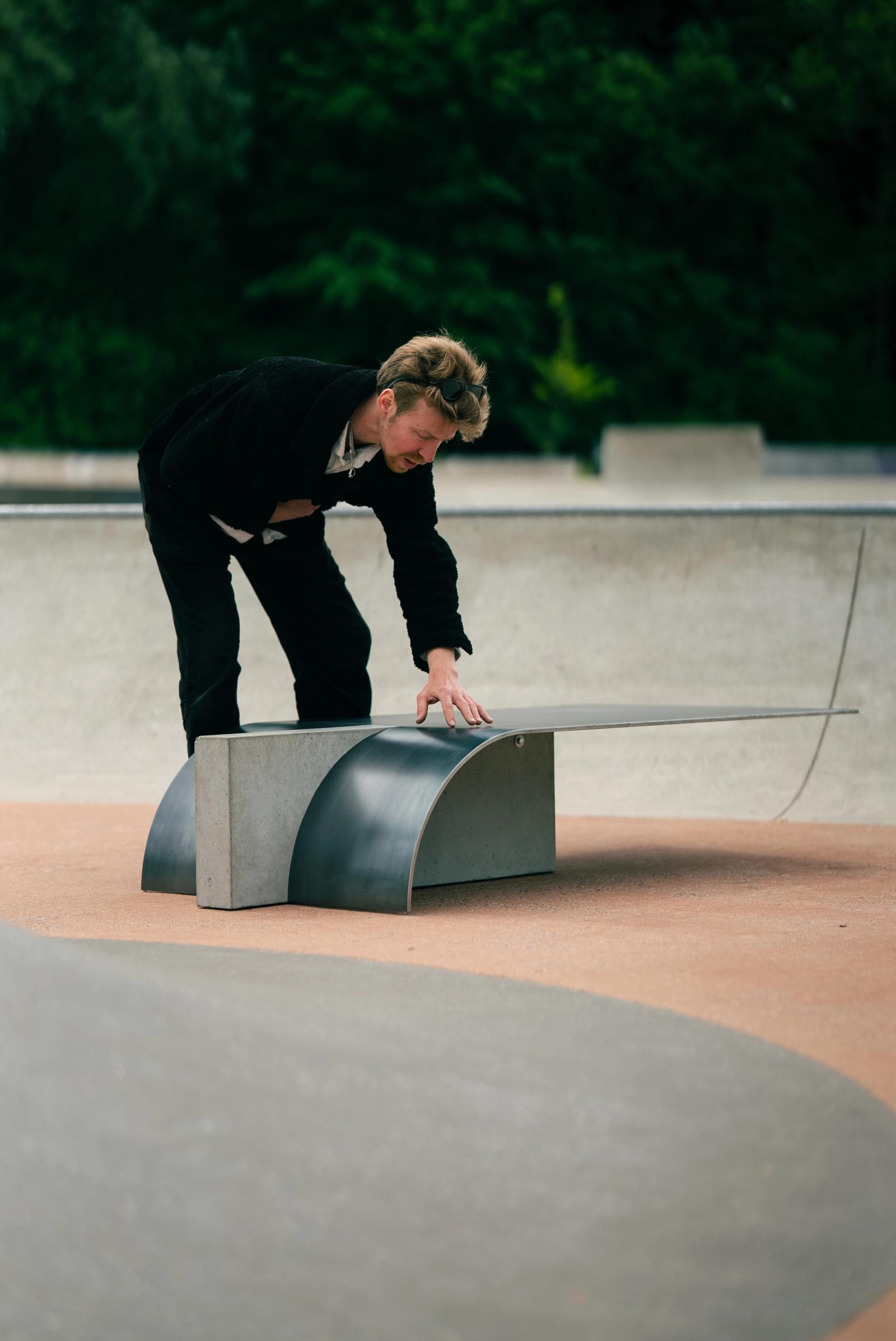 RAMP coffee table - image 4