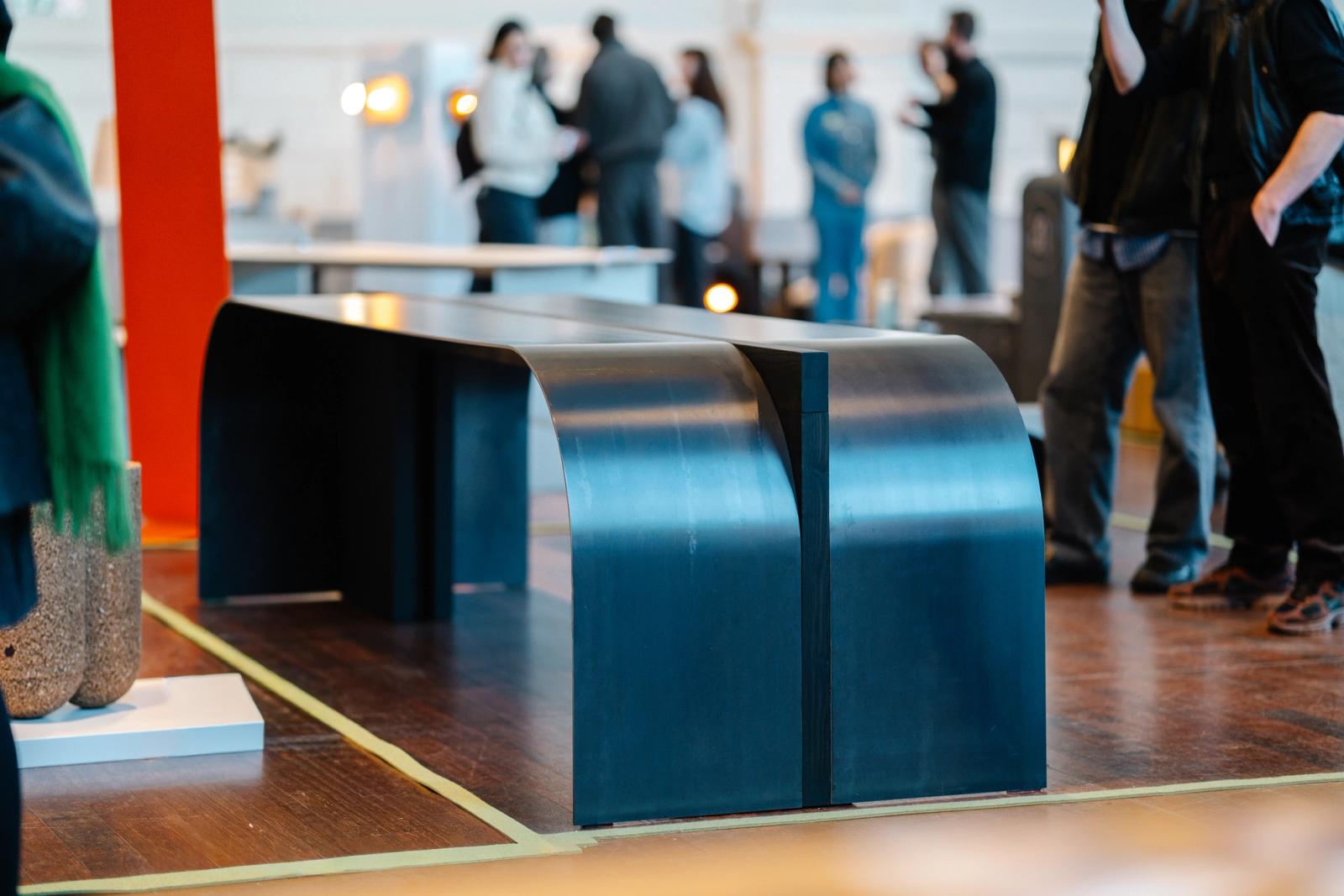 RAMP dining table - image 1