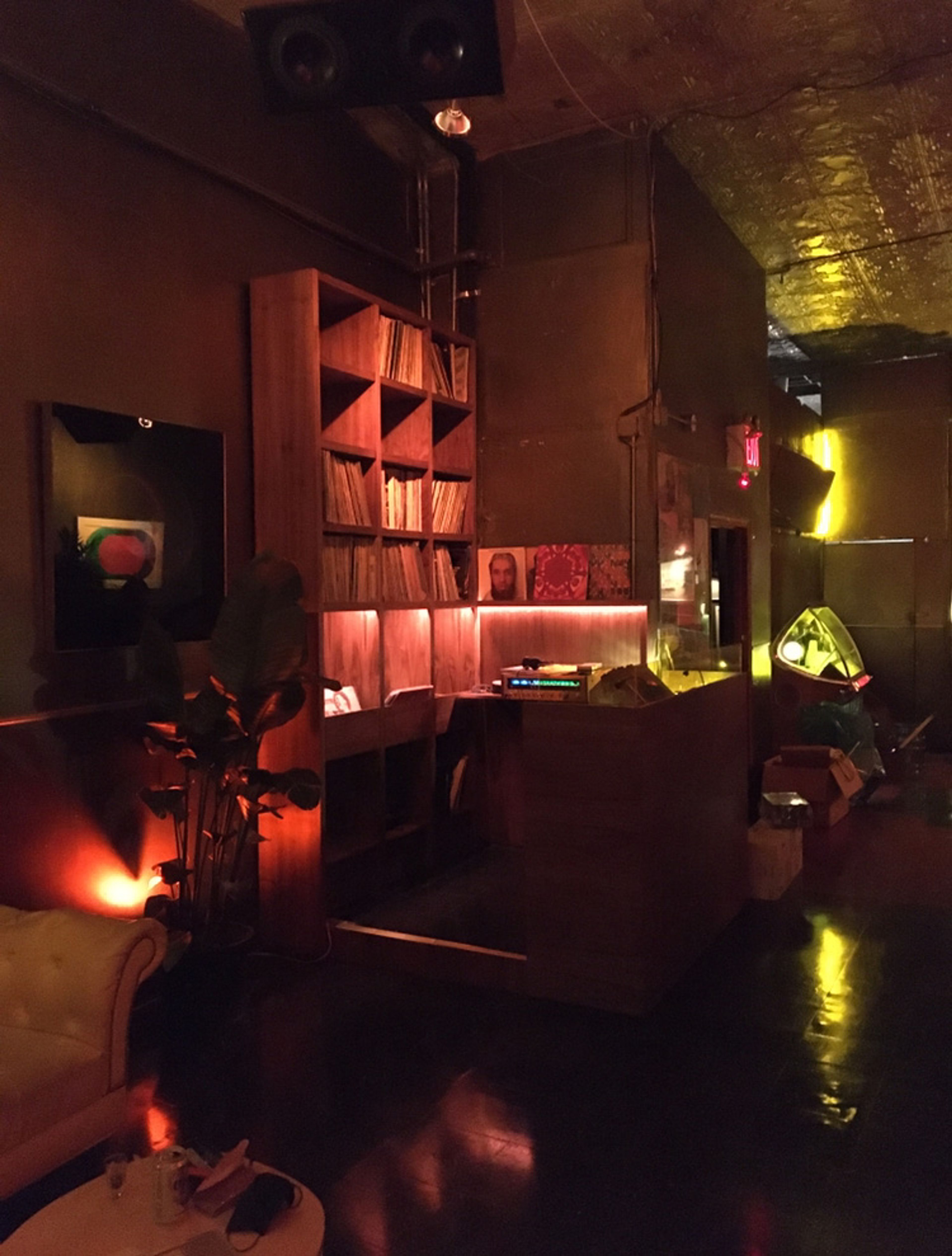 dj-booths-sound-furniture-24