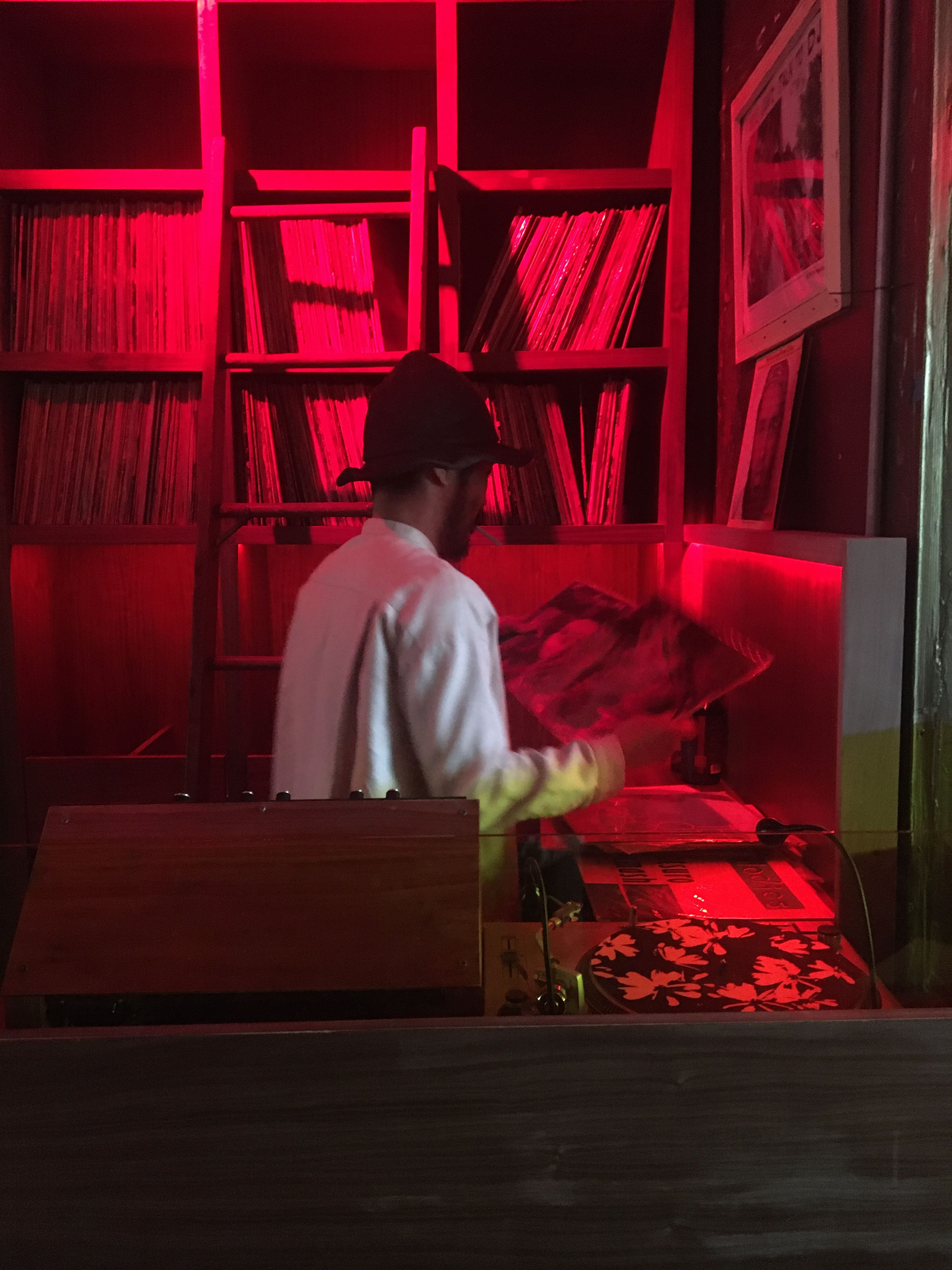 dj-booths-sound-furniture-25