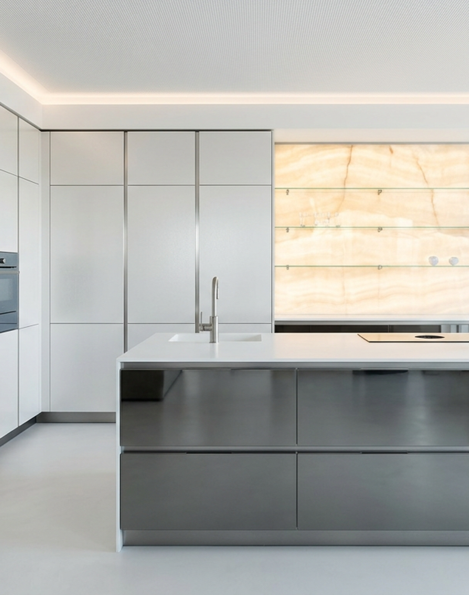Fadior Abyss Kitchen Suite — lifestyle setting with natural light and residential styling