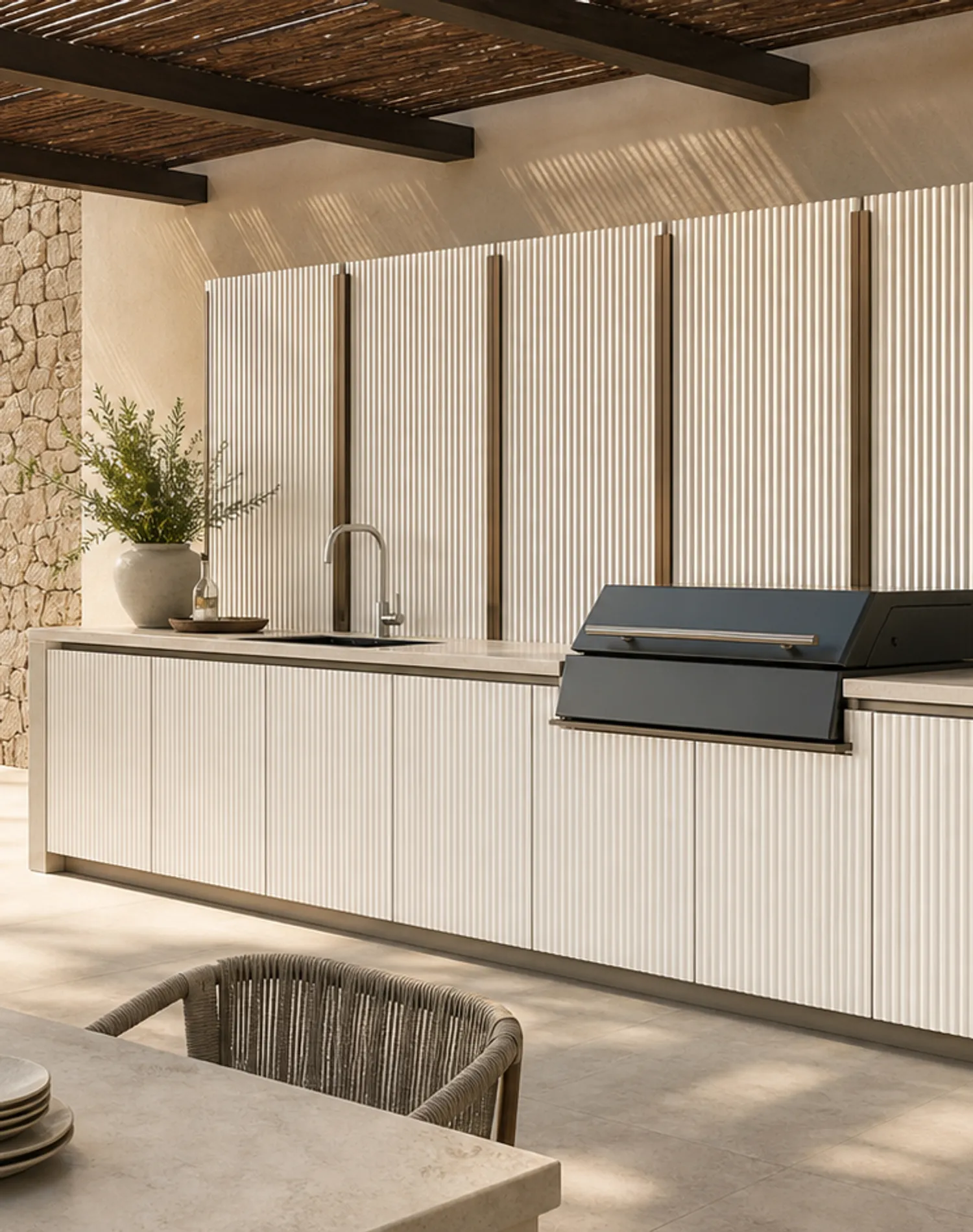 Suite de cocina exterior Horizon con panel de pantalla costera y muro de preparación estudio de adaptación