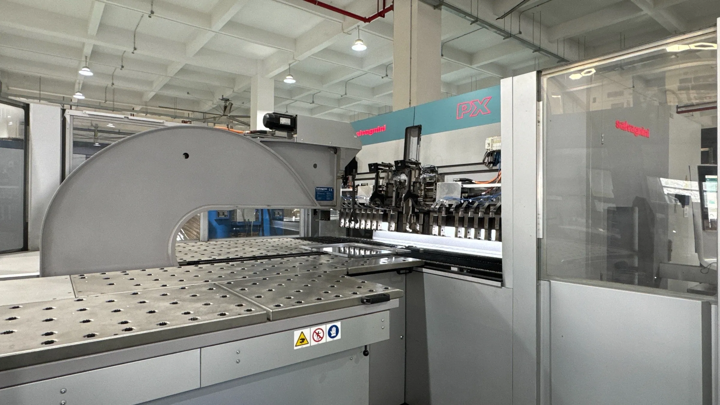 Salvagnini automated bending centers form every cabinet body.