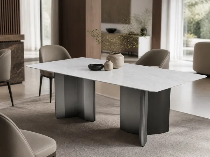 Mesa de comedor de mármol con base cruciforme facetada 140×80 cm