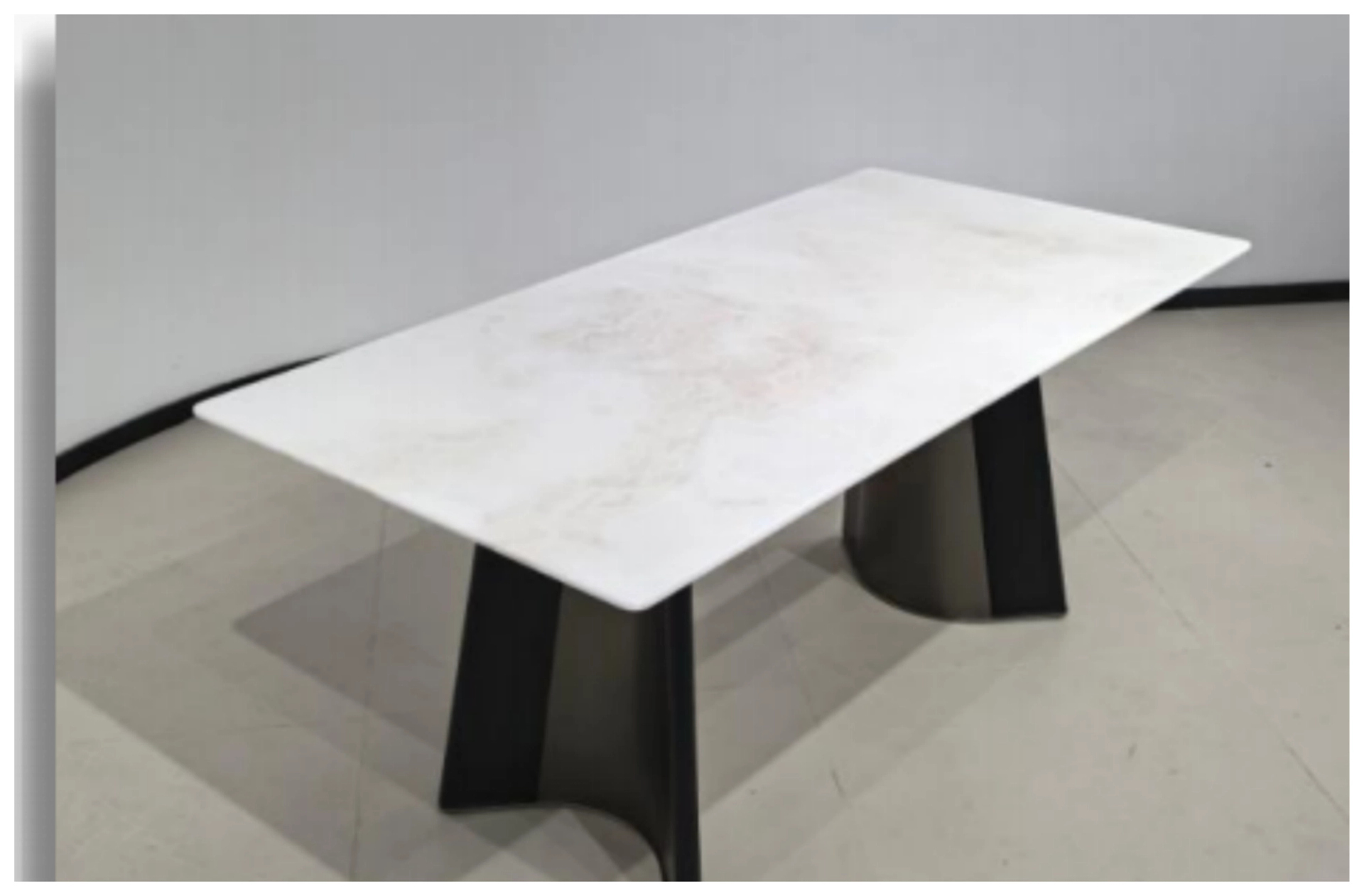 Mesa de comedor de mármol con sobre de piedra vista del producto