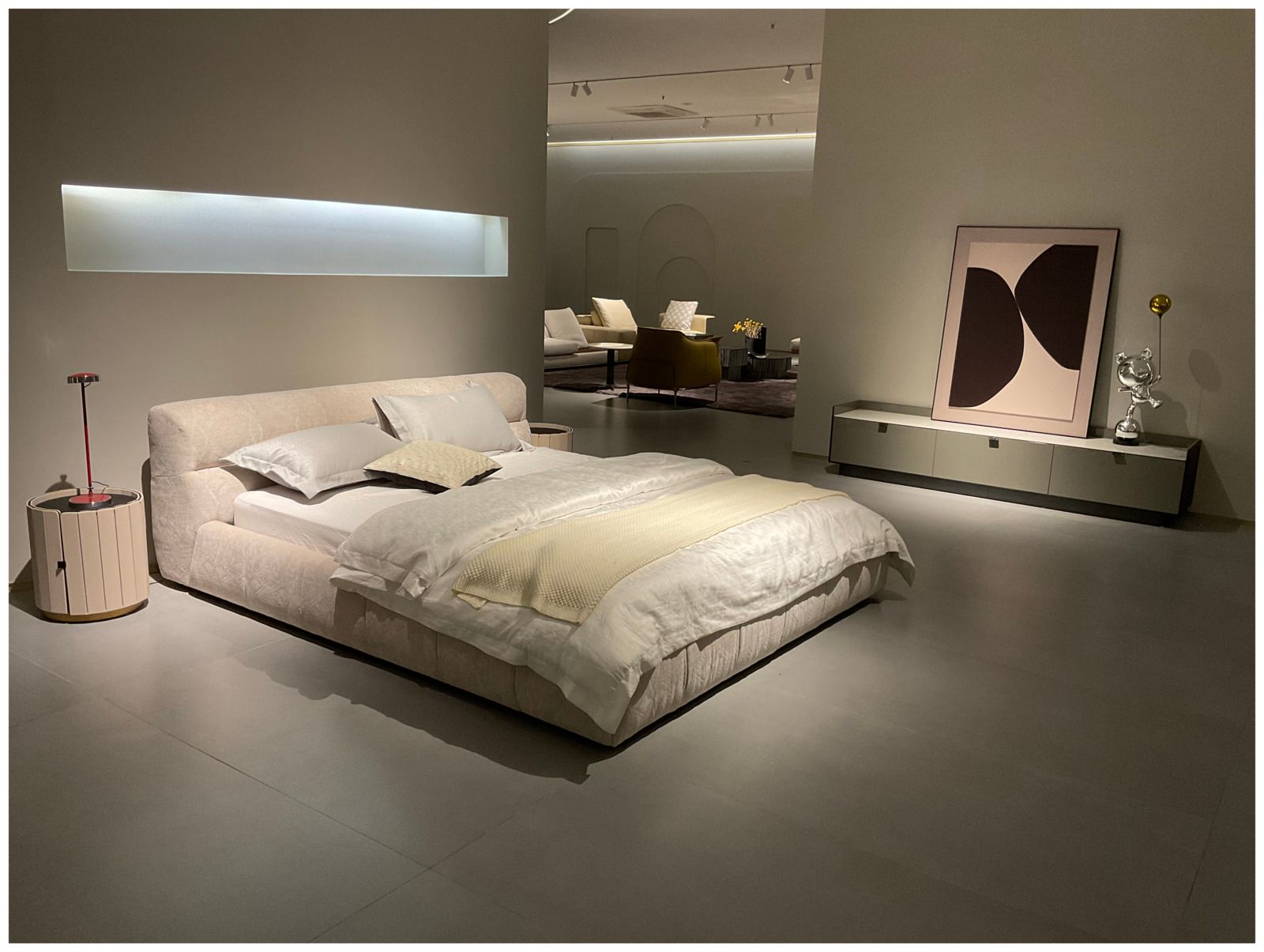 Cama Tapizada 2500 × 2060 × 800H vista del producto