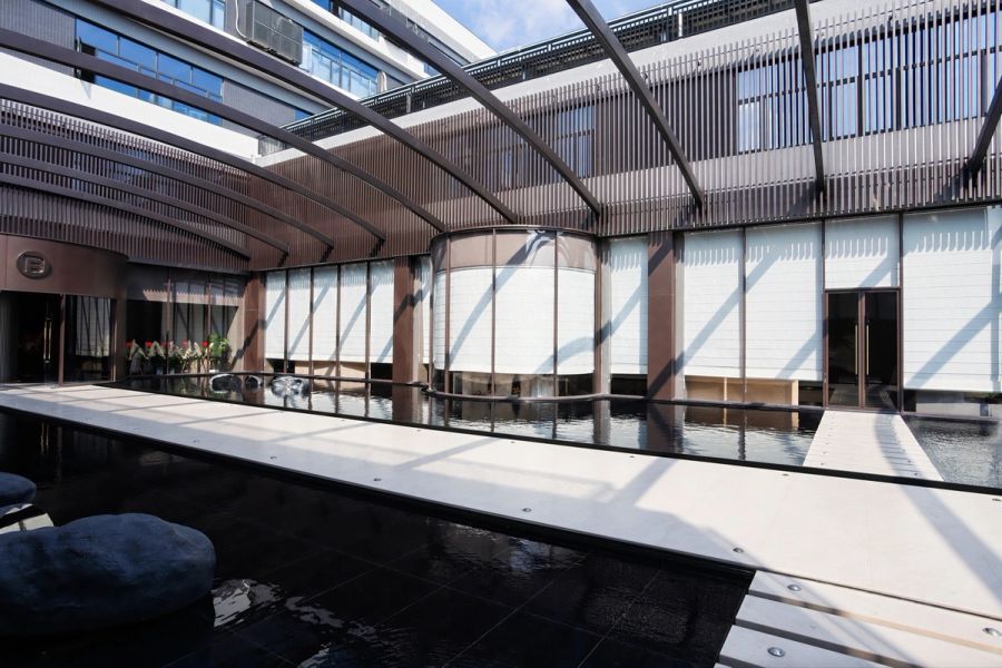 Open-plan Fadior showroom scene with kitchen and hospitality setting