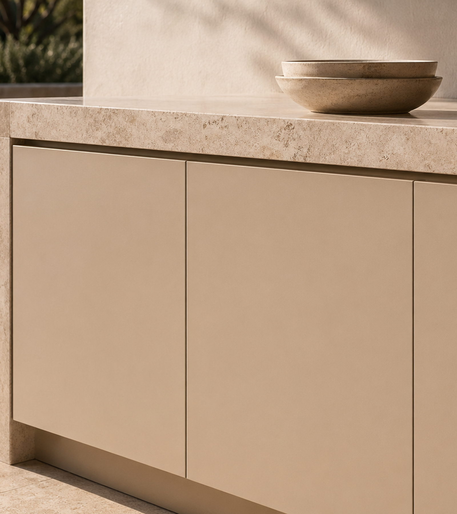 Fadior Horizon Outdoor Kitchen Suite with Travertine Courtyard Grill Line — close-up of stainless steel finish and hardware detail