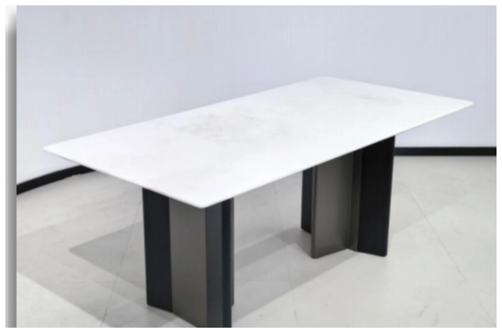 Mesa de comedor de mármol con sobre de piedra vista del producto