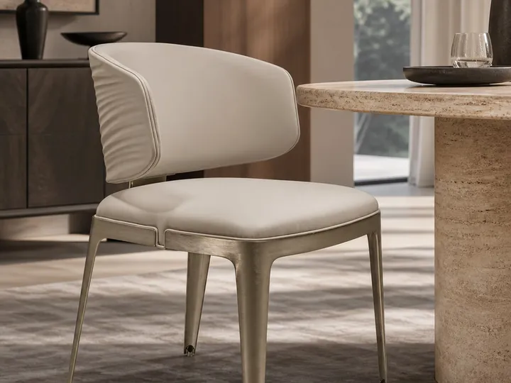 Silla de comedor de acero inoxidable champán