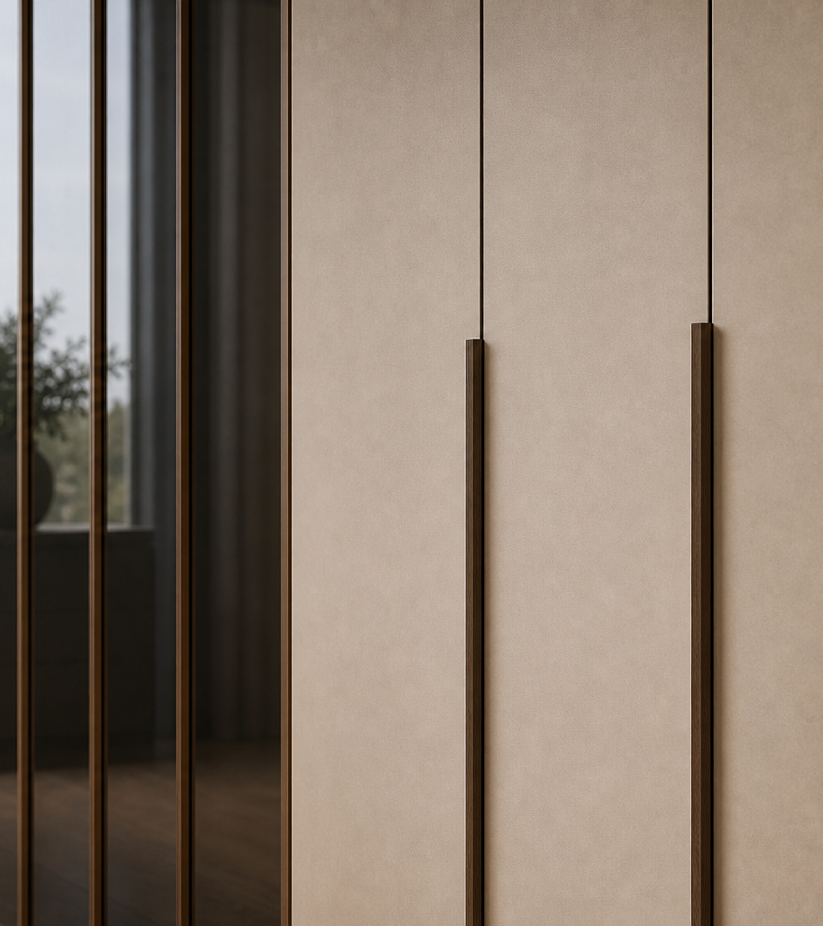 Fadior Voyage Wardrobe Suite with Atelier Gallery Spine — close-up of stainless steel finish and hardware detail