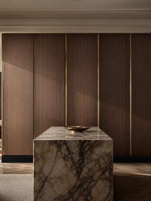 Fadior Miroir Wall Panel Suite with Reeded Pearl Glide Plane — 304 stainless steel wall panel system, front view