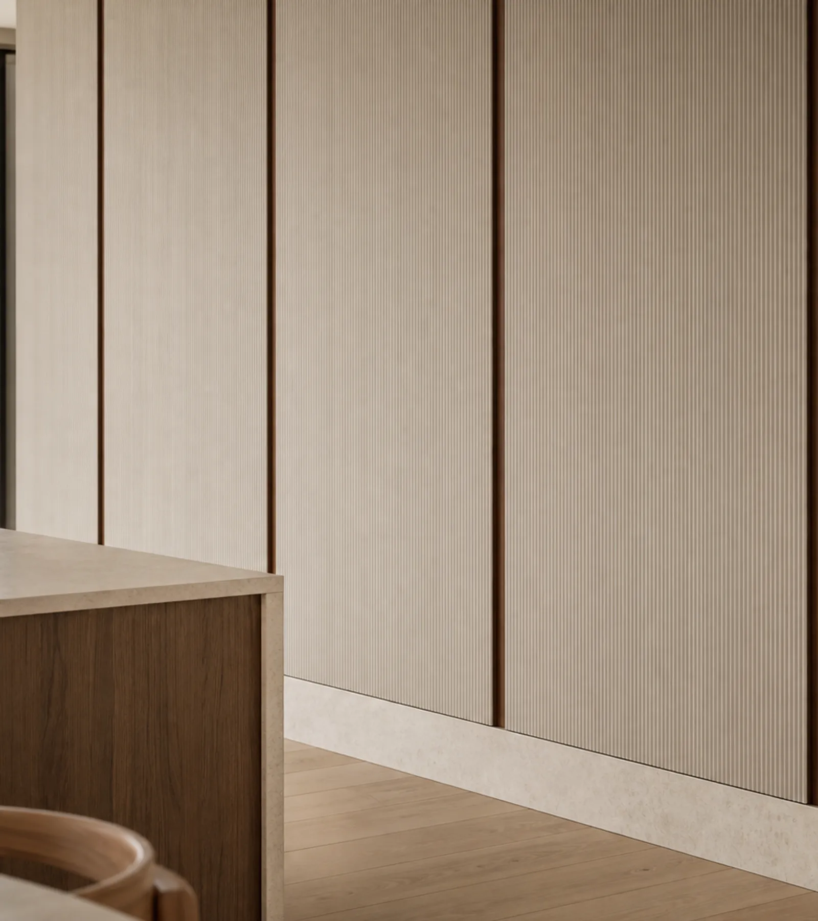 Suite de Panel de Pared Miroir con Plano de Galería de Lino Estriado acabado y detalle