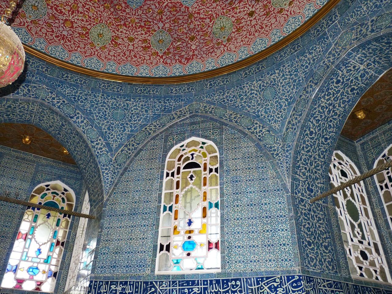 Desvendando história e beleza: palácios abertos à visitação ao redor do mundo