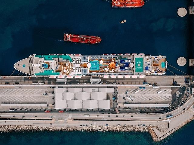 The Ultimate Guide to 2026 Cruise Ship WiFi Prices Across Major Lines