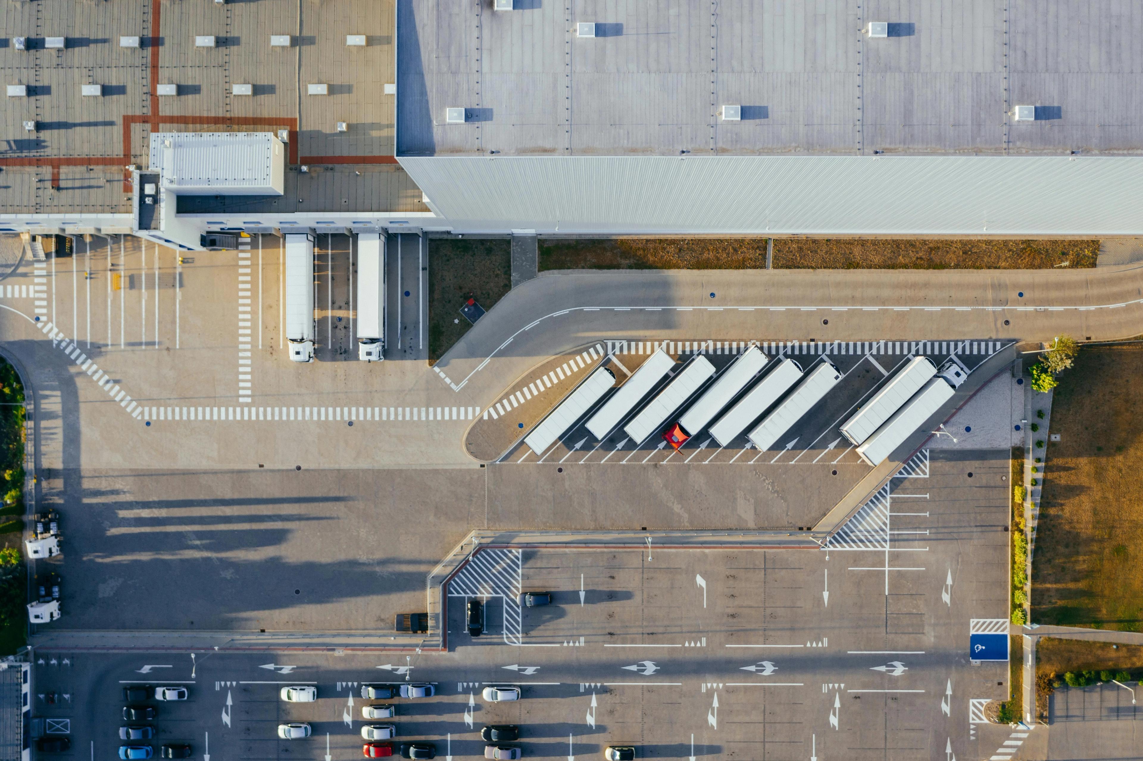Why Cellular IoT is Ideal for Fleet Management