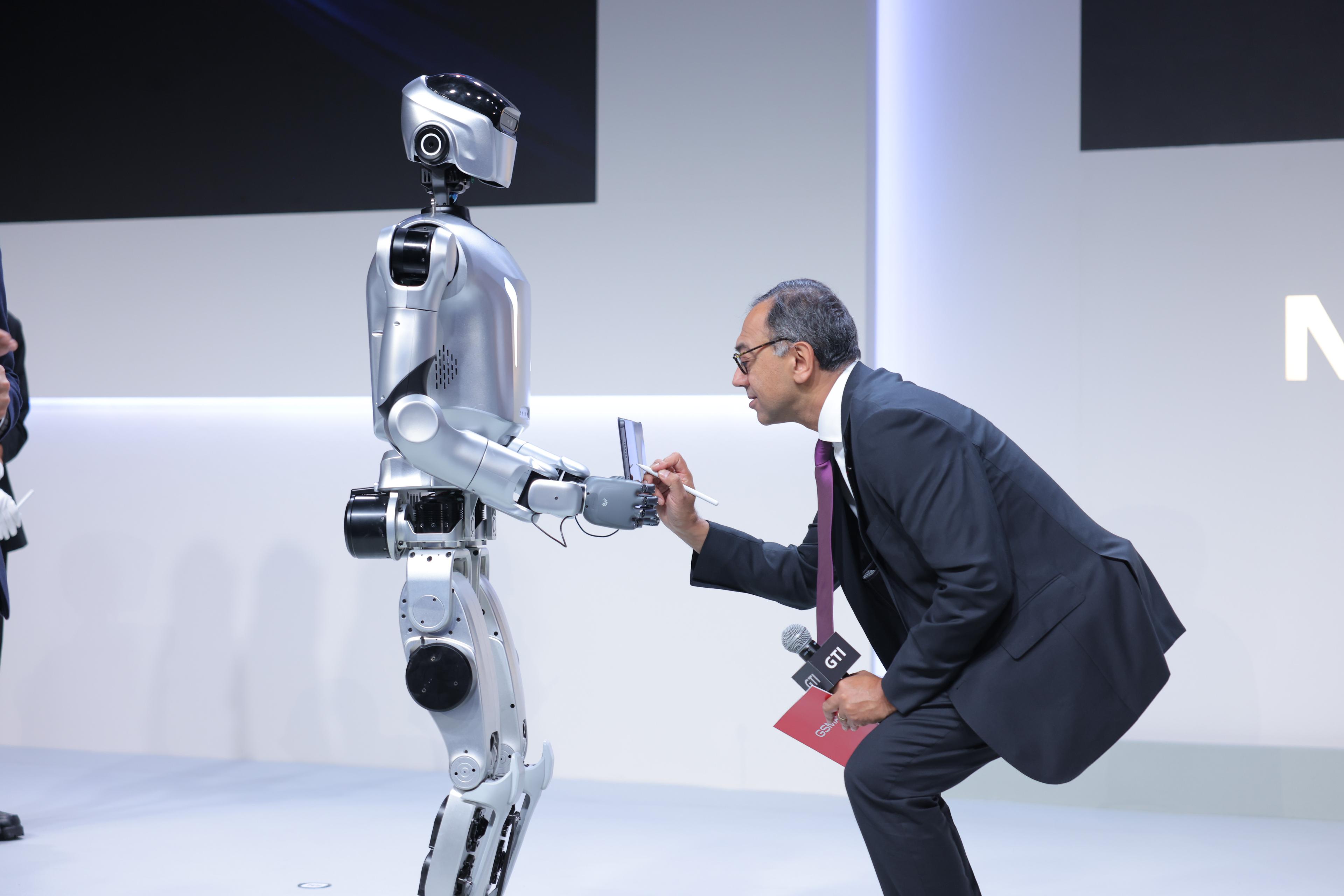 LEO, SGP.32 and 6G: key developments at MWC 2026
