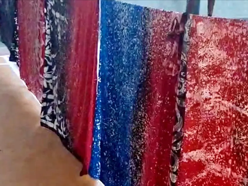 Penjemuran Batik TGP setelah proses pencucian hingga kering sempurna.