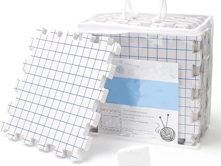 Tapis de blocage avec épingles