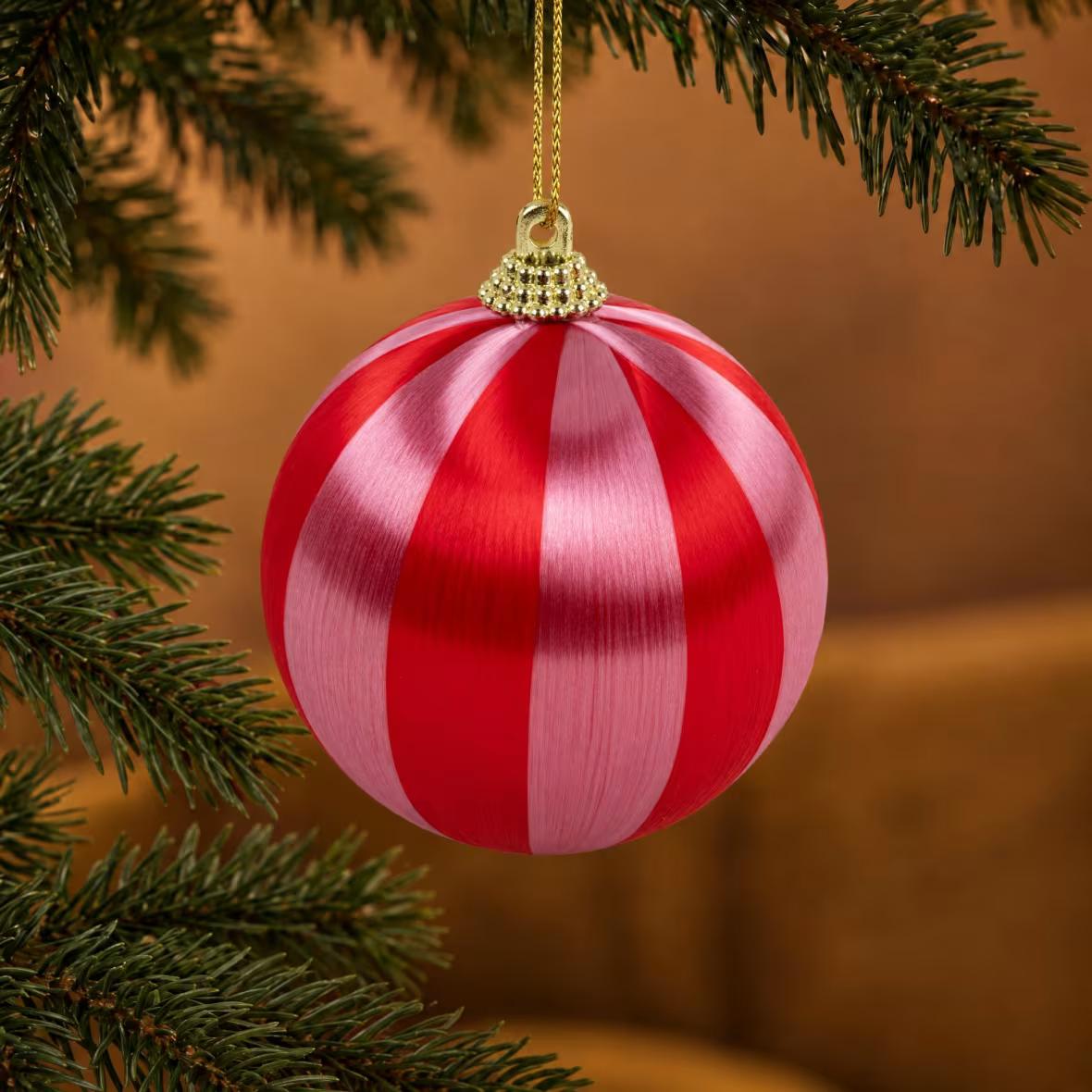 boules de noel bicolore rose et rouge en soie 