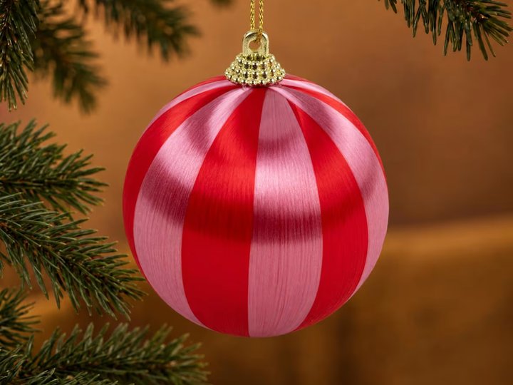 boules de noel bicolore rose et rouge en soie