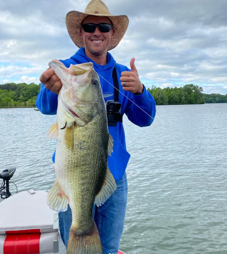 The 5 Best Places To Catch A GIANT Bass In Alabama