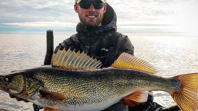 Pro Guide Explains How To Find Walleye On A New Lake