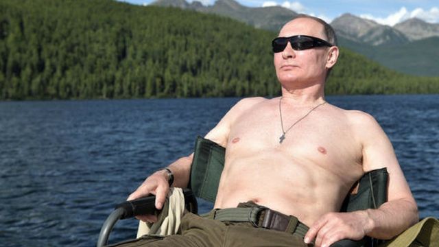 Vladimir Putin Is Bad At Fishing, Pretends Not To Be
