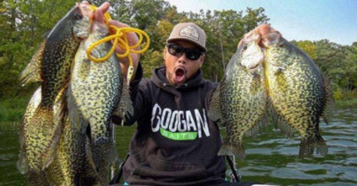 Fall Kayak Fishing for SLAB Crappies in Shallow Weeds!