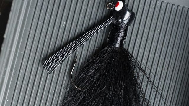 4 All-Pro Tips For Fishing Bucktail Jigs