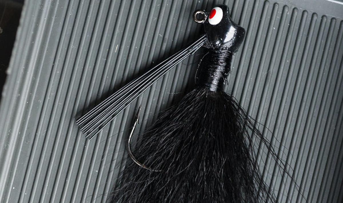 4 All-Pro Tips For Fishing Bucktail Jigs