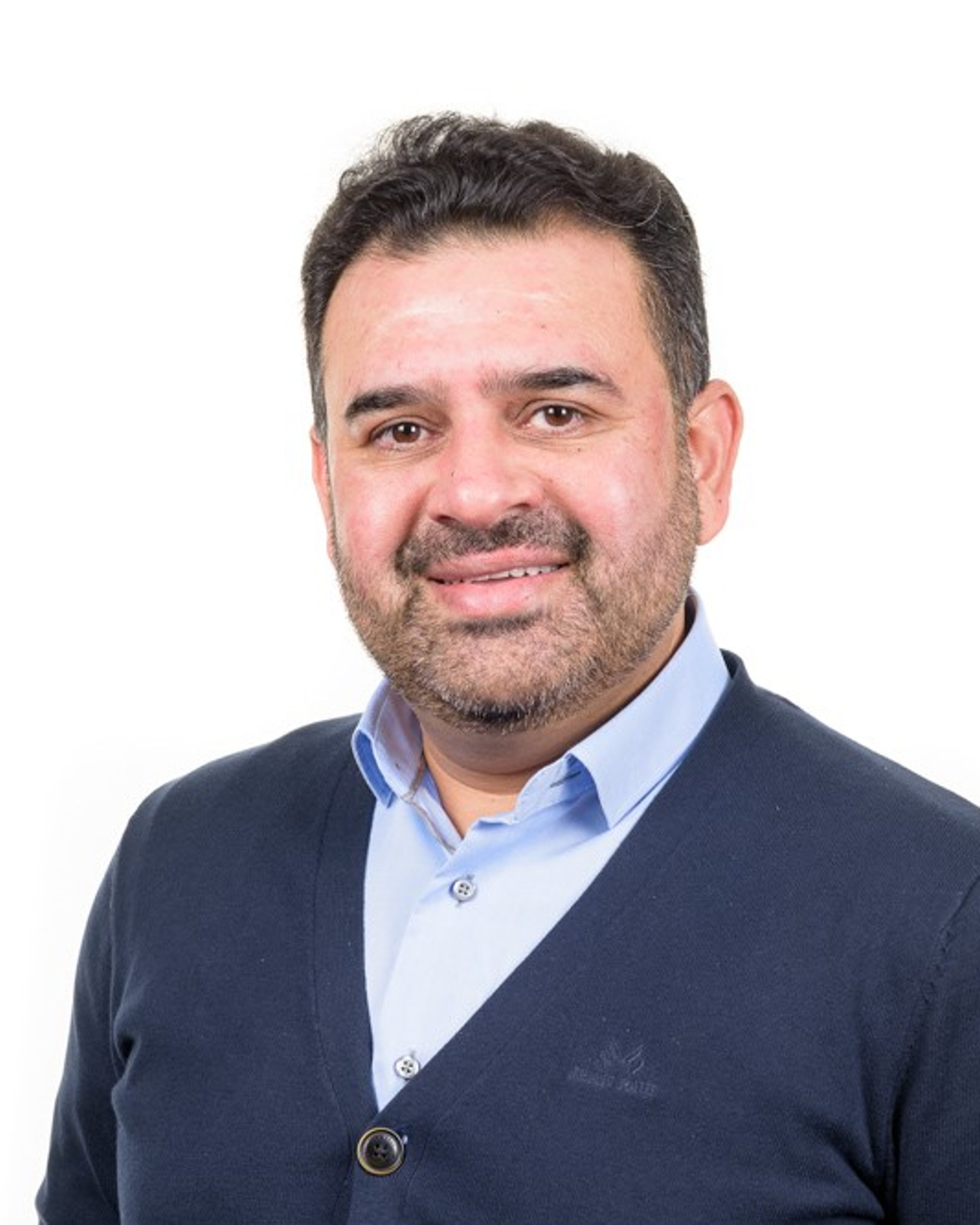 Dr. Jawad Raza, Juskonsulent Forretningsjus