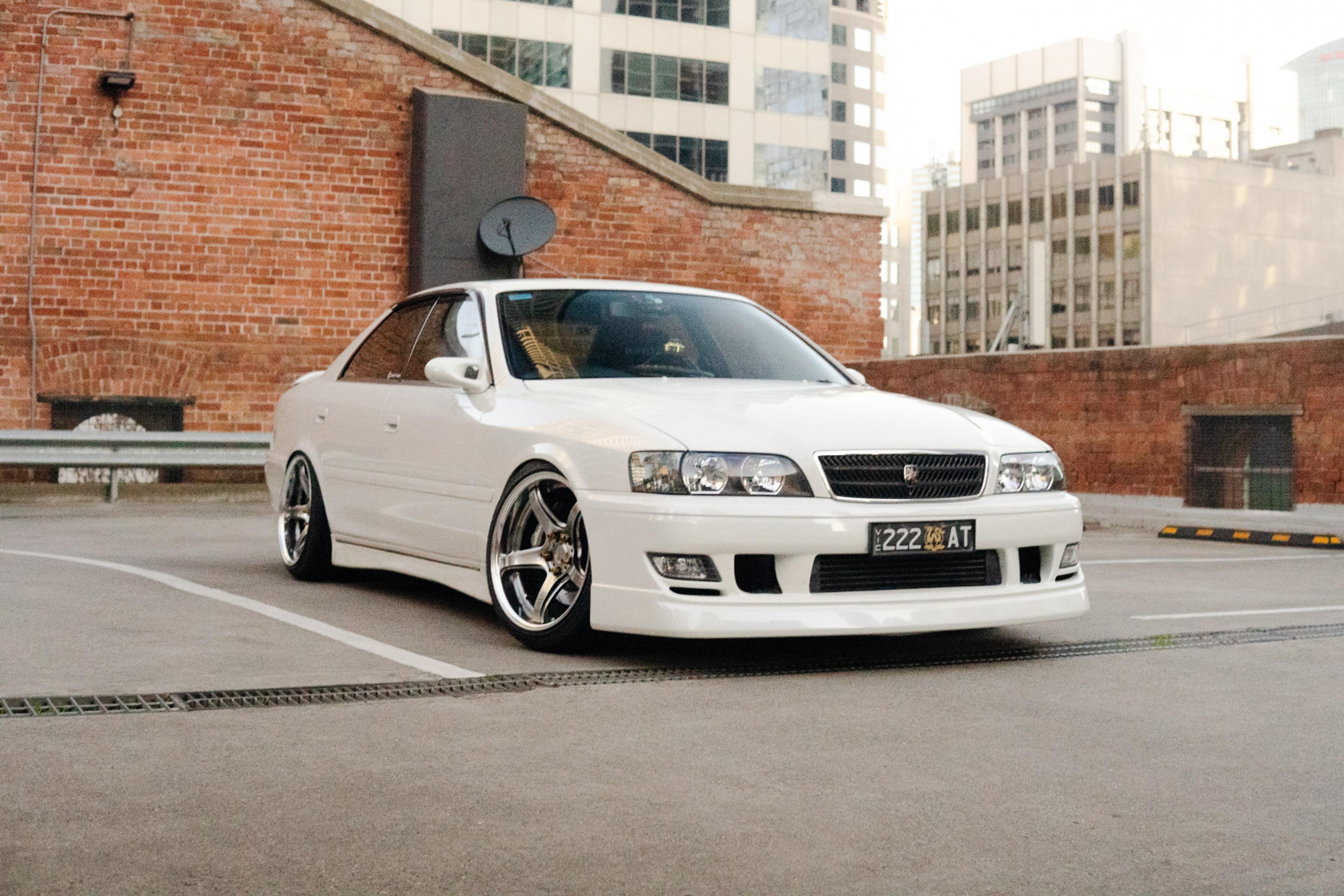 Chaser, photo 1