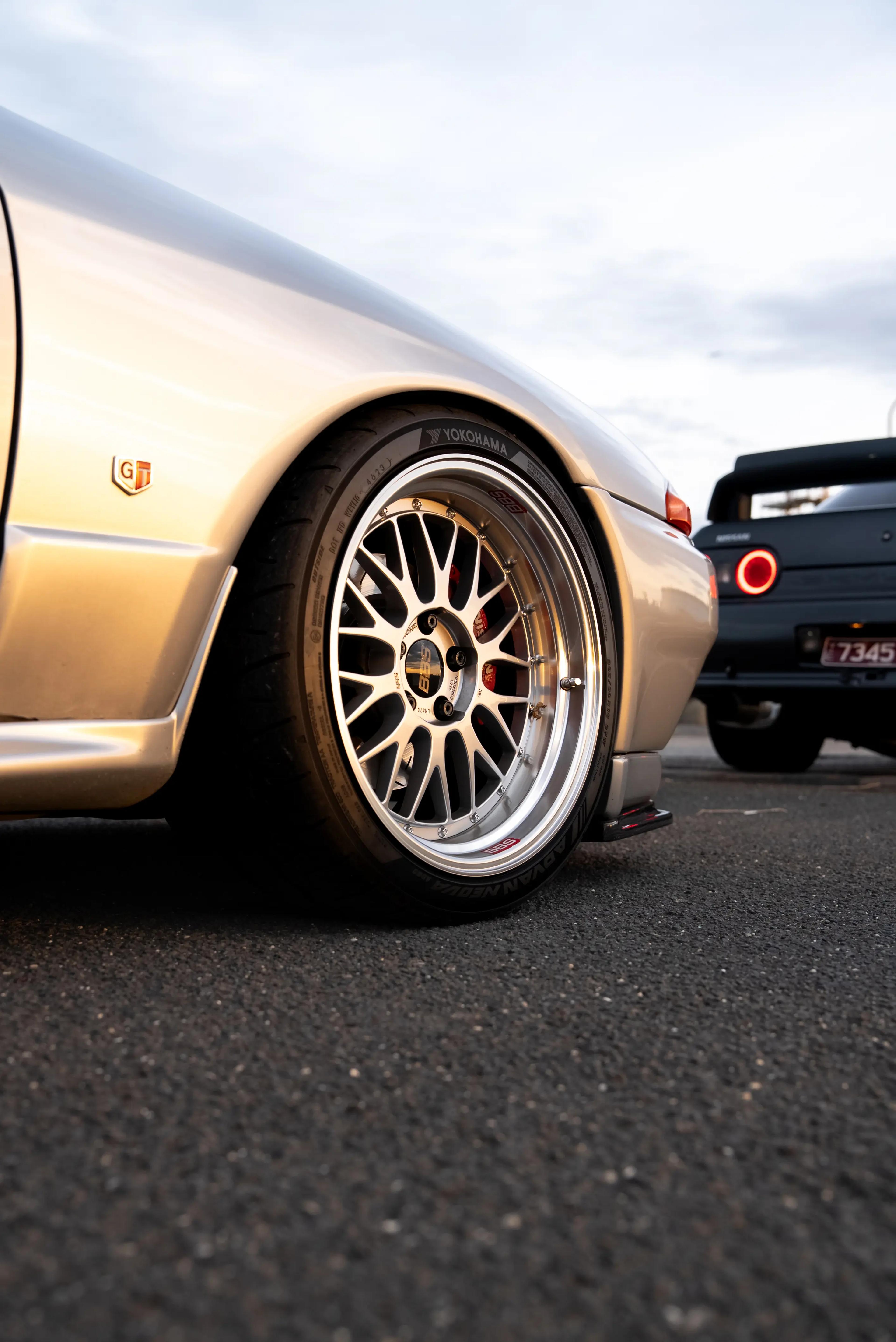 R32, photo 2