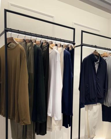 Roupas em Outlet