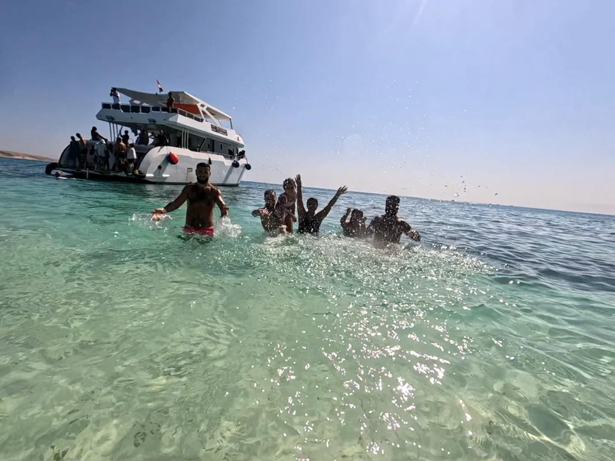 Hurghada 3 Islands Yacht Trip — photo 7
