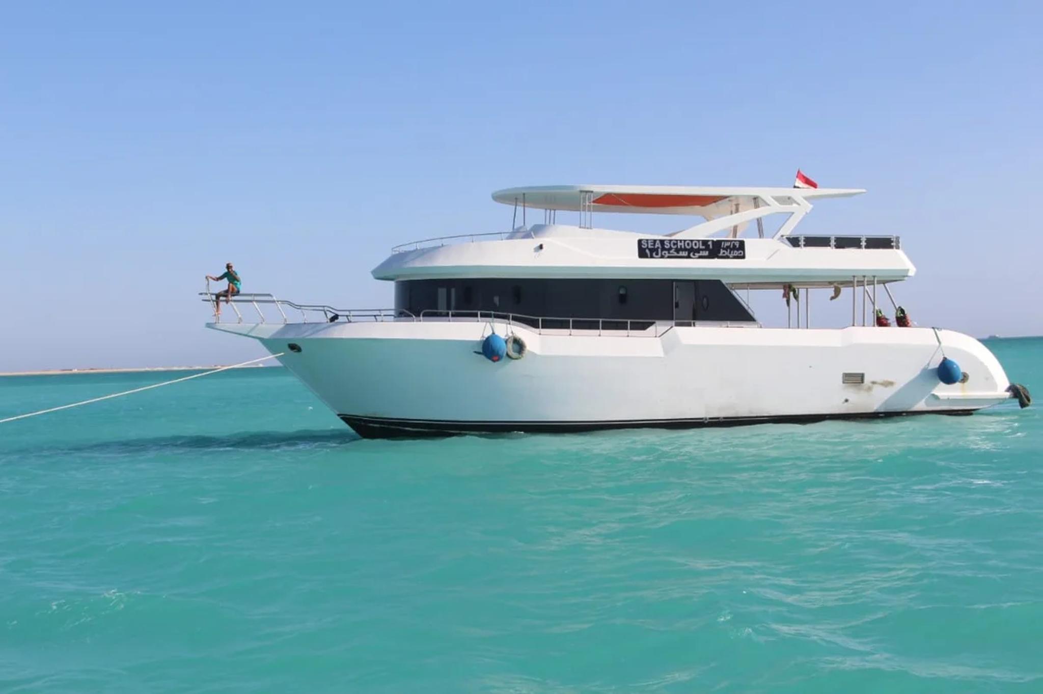 Hurghada 3 Islands Yacht Trip — photo 2