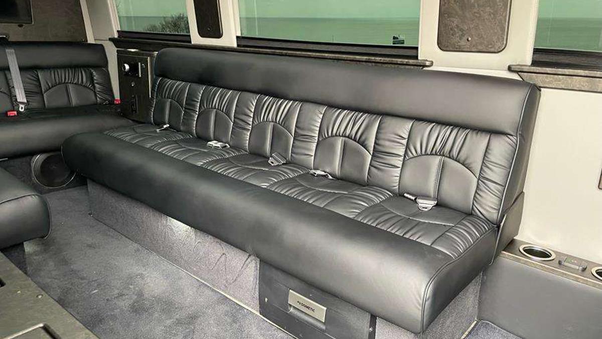Experience Savannah in Unparalleled Style— The Grand Limousine Difference