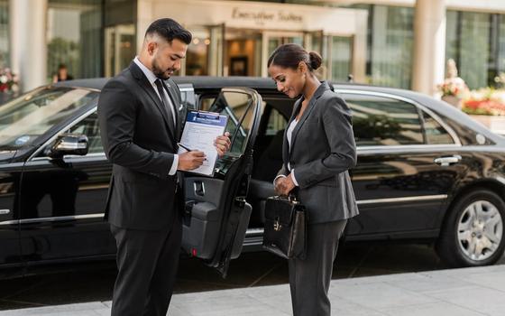 Limousine Service Basics: Contracts, Insurance, and Fees